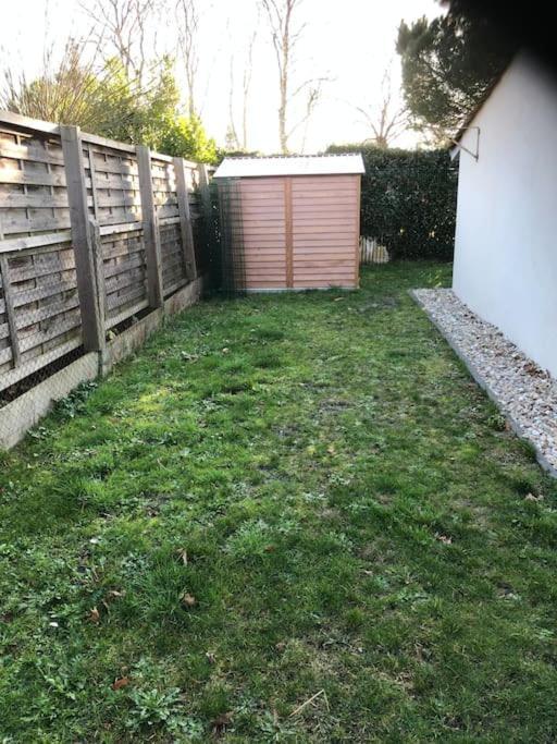 Saint Vivien De Medoc: Jolie Maison Medocaine Exterior photo